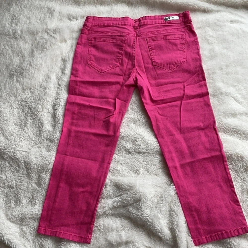 Hot Pink Rue21‎ Capris - Picture 6 of 9